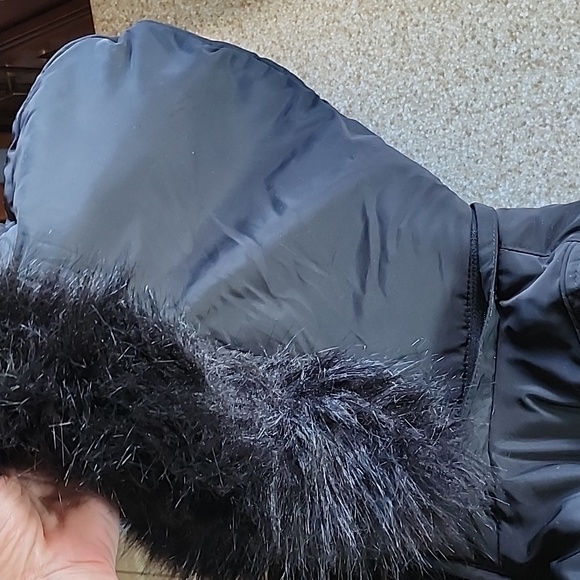 Calvin Klein Ladies XL Black Puffy Hooded Jacket - Picture 15 of 16